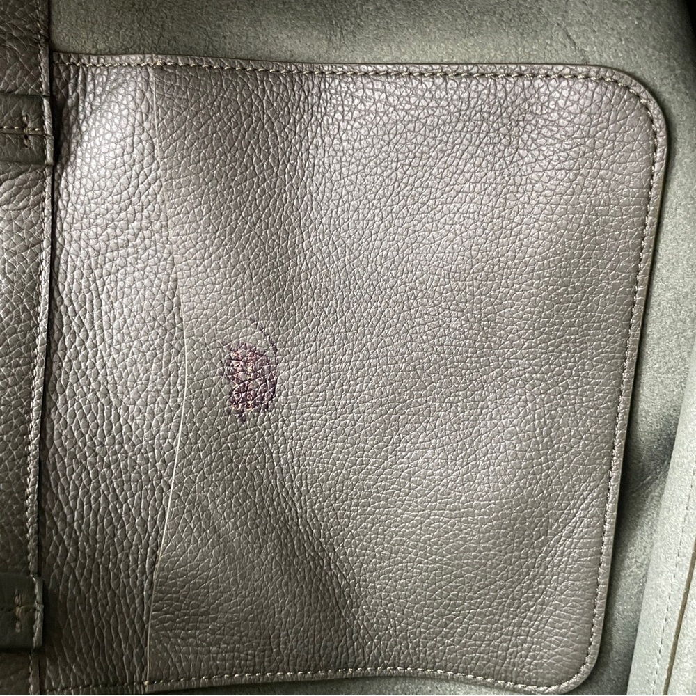 Cuyana Dark Green Classic Easy Tote - Leather - Picture 7 of 9